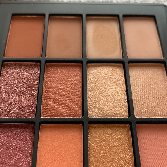 Nars Summer Unrated Eyeshadow Palette - Picture 4 of 11